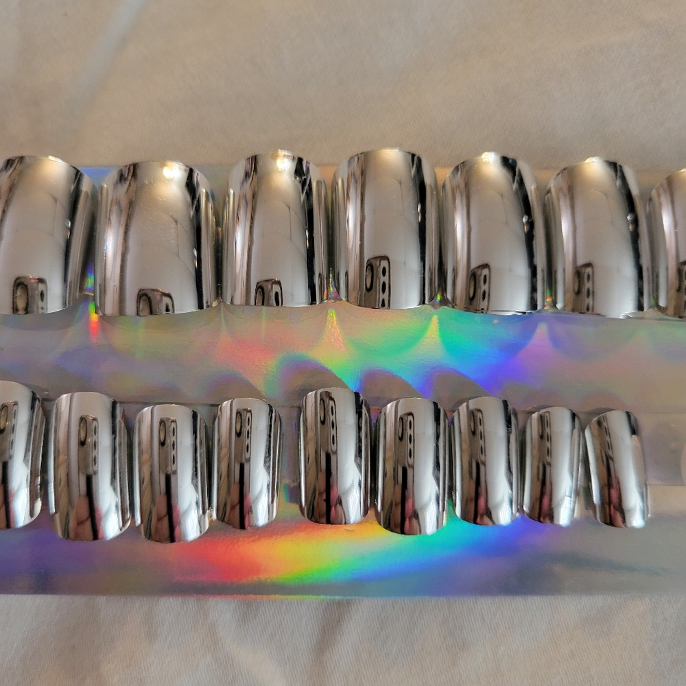 SILVER CHROME MIRROR PRESS ON GLUE ON NAILS 💅 SALON QUALITY GLUE & FILE - Picture 4 of 14